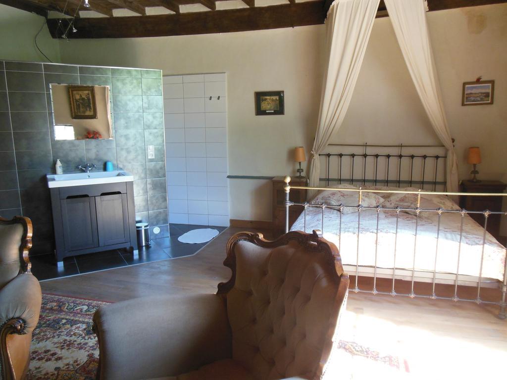 Auberge Lion D'Or Saint-Antonin Kamer foto