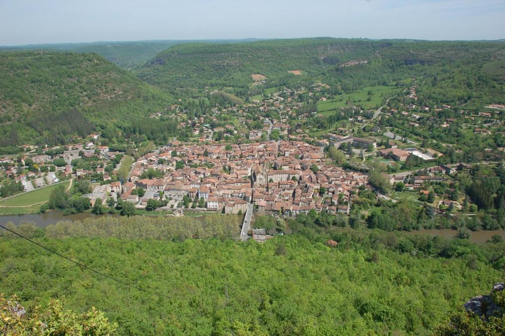Auberge Lion D'Or Saint-Antonin Kamer foto