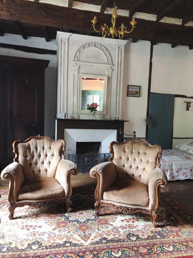 Auberge Lion D'Or Saint-Antonin Buitenkant foto