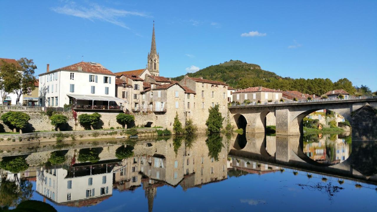 Auberge Lion D'Or Saint-Antonin Buitenkant foto